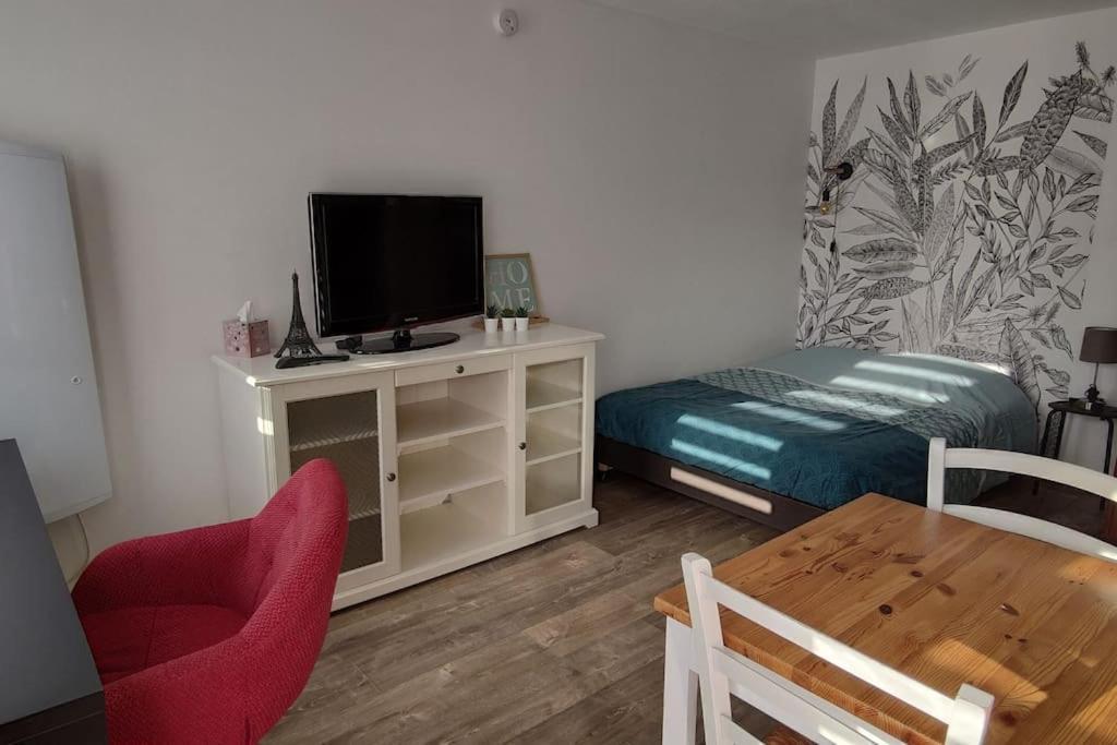 Joli Studio Pres De La Mer Avec Exterieur La Rochelle  Exteriör bild